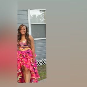 Size 8 prom or quinceanera dress with a beautiful long train